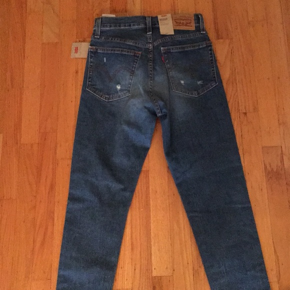 NWT Levi’s wedgie skinny blue ripped size 26 - Picture 2 of 3